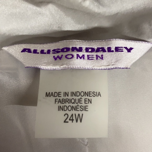 Women’s silver vest - Picture 3 of 3